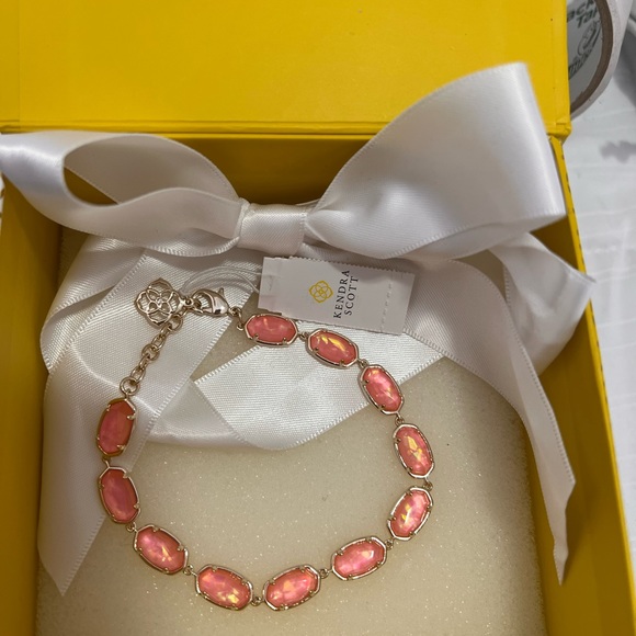 Kendra Scott Jewelry - NWT Kendra Scott RARE & Retired Grayson Bracelet Iridescent Coral Illusion Gold!
